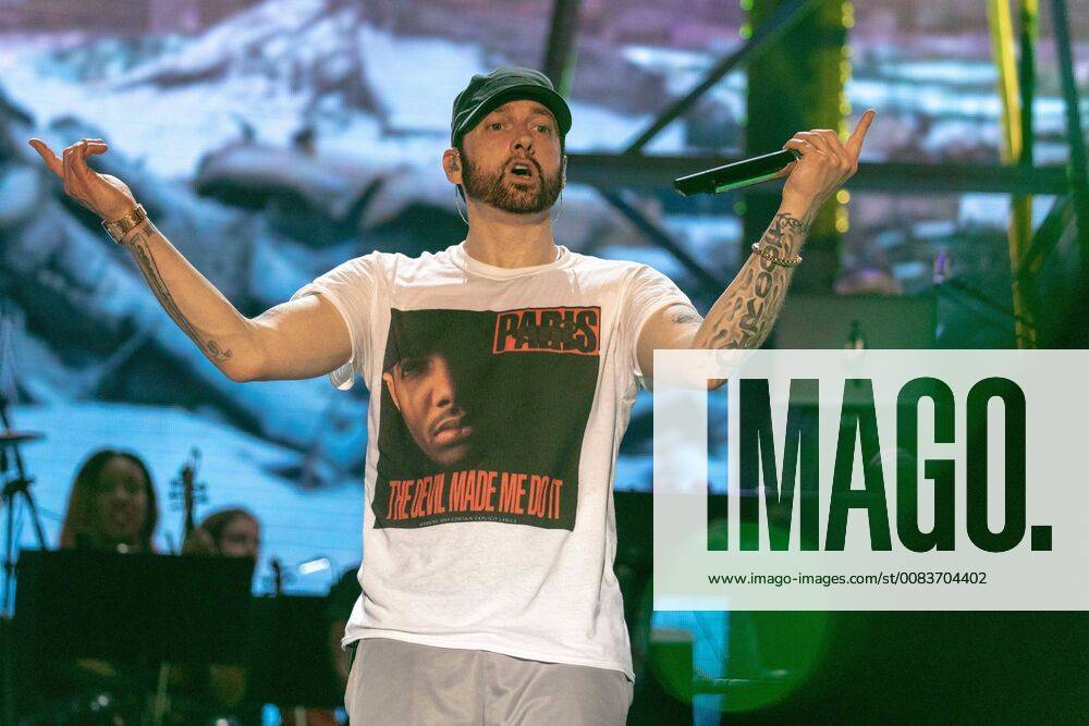 Manchester, Tennessee, U.S - EMINEM (MARSHALL MATHERS) during Bonnaroo Music Festival 2018 in Manchester, Tennessee Manchester U.S. - ZUMAs135 20180609_zap_s135_594