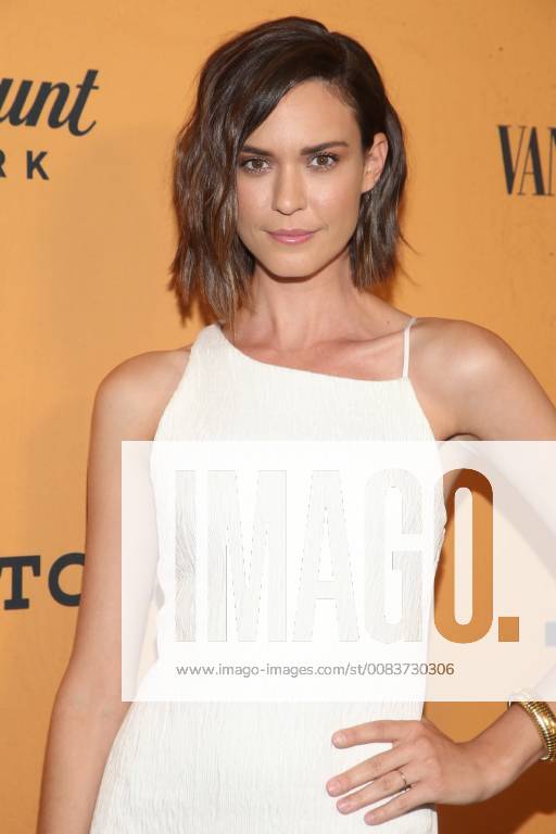 LOS ANGELES, CA - JUNE 11:Odette Annable at the premiere of Yellowstone at Paramount Studios in Los Angeles, California on June 11, 2018.