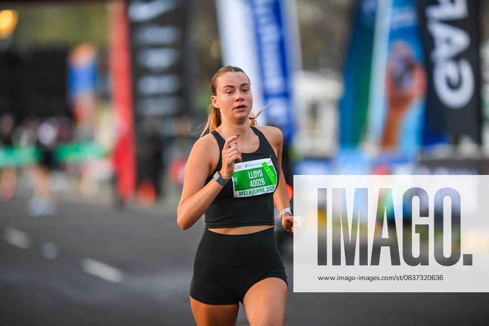 Melbourne Marathon Festival 2025 in Melbourne, Australia - 12 Oct 2025 Elite track and field athlete Saskia Lloyd is seen in action during Melbourne Marathon Festival 2025. Melbourne Australia