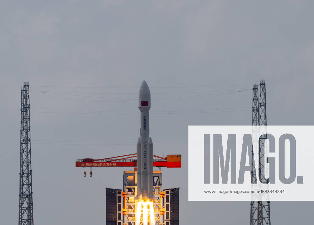 A Long March-8A carrier rocket carrying a group of internet satellites blasts off from the Hainan commercial spacecraft launch site on October 16, 2025 in Wenchang, Hainan Province of China. The rocket successfully placed the payloads, the 12th group of low-orbit internet satellites, into preset orbit.