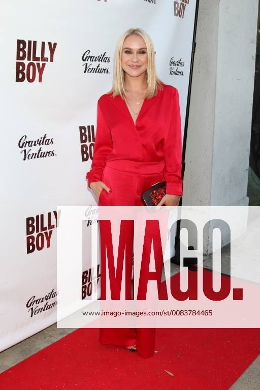 LOS ANGELES - JUN 12: Becca Tobin at the Billy Boy Los Angeles Premiere at the Laemmle Music Hall on June 12, 2018 in Beverly Hills, CA