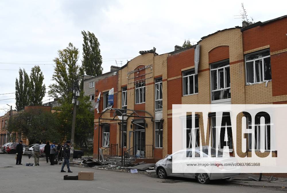 Russia Ukraine Drone Attack 9029616 21.10.2025 A view shows a building damaged in a reported Ukrainian drone attack in the course of Russia s military operation in Ukraine, in Bataysk, Rostov region, Russia. Sergey Pivovarov Sputnik Bataysk Rostov region Russia