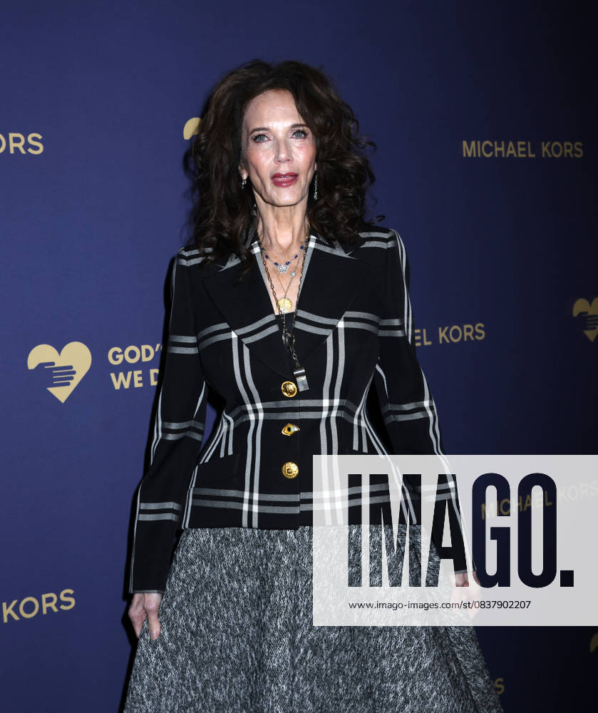 Lynda Carter attends God s Love We Deliver 2025 Golden Heart Awards Celebration. Held at Cathedral Church of St. John the Divine in New York. Zuma Press October 20, 2025. New York United States - ZUMAp281 20251020_zea_p281_168