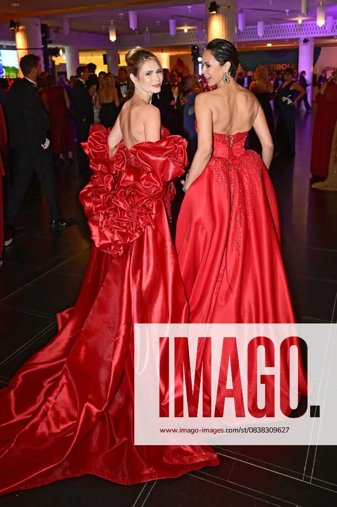 Iryna Thater and Natalia Yegorova at the 30 Leipzig Opera Ball 2025 at the Leipzig Opera Leipzig, 25 10 2025 Foto:xM.xWehnertx xFuturexImagex opernball_5132