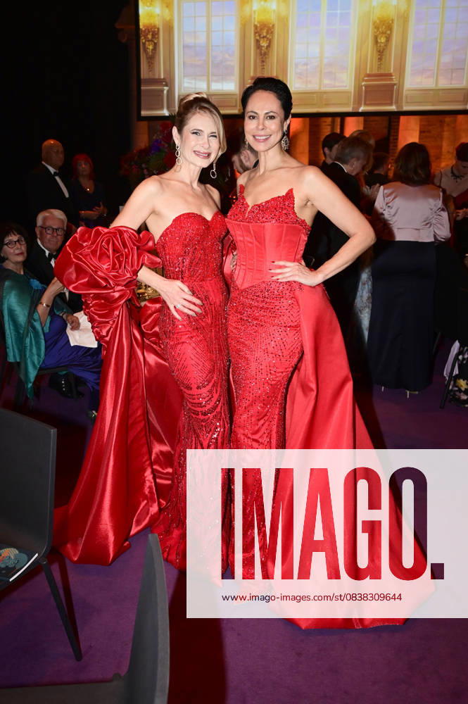 Iryna Thater and Natalia Yegorova at the 30 Leipzig Opera Ball 2025 at the Leipzig Opera Leipzig, 25 10 2025 Foto:xM.xWehnertx xFuturexImagex opernball_5148