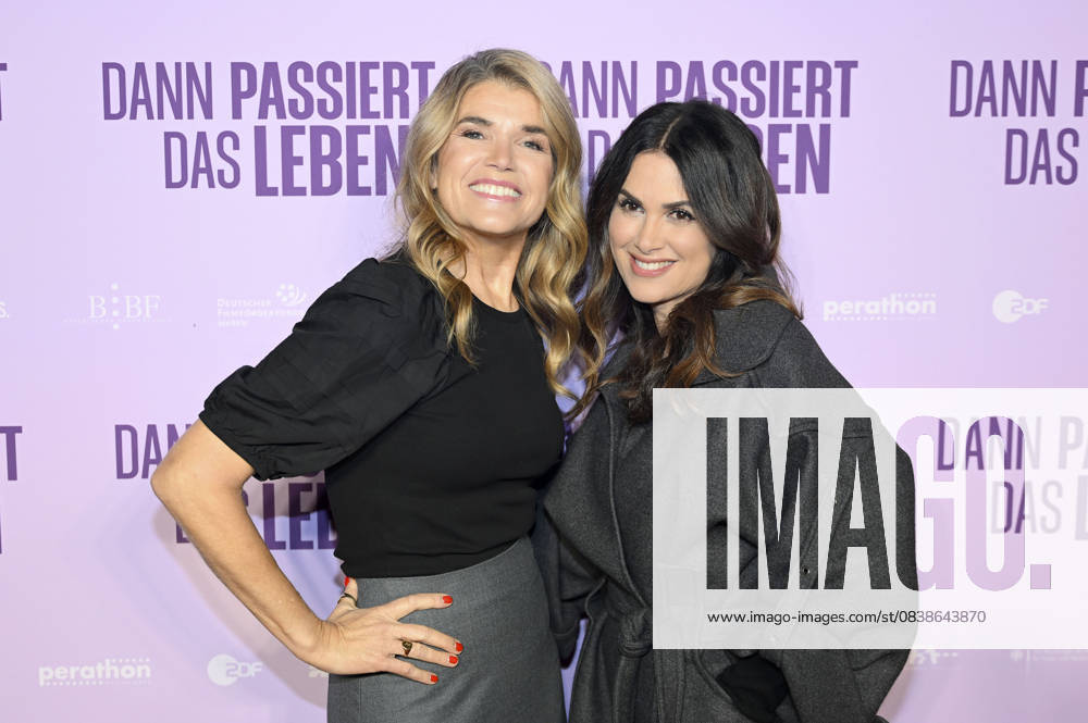 Anke Engelke and Viktoria Lauterbach at the premiere of the movie Dann passiert das Leben at Rio Filmpalast Munich, 28 10 2025 Foto:xR.xFuturexImagex leben_5045