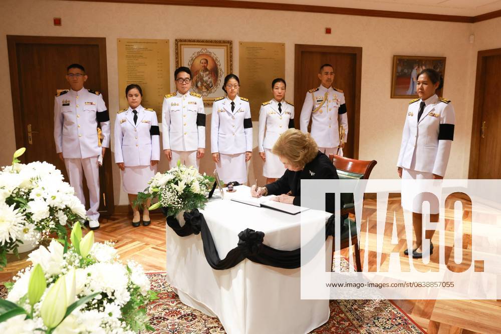 Spanish Emeritus Queen Sofia of Greece during book of condolence event to Tailandia Queen Sirikit in Madrid on Thursday, 30 October 2025. Cordon Press CasaxdexS.M.Reyx Jimenez