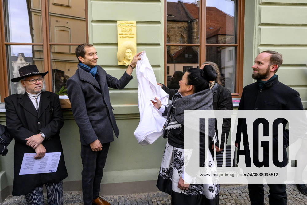 A memorial plaque to German writer Karl May, famous for his books about the Indian chief Vinnetou, was unveiled on the former Scherber Hotel building in Chomutov, Czech Republic, 31 October 2025. Karl May worked in Chomutov for a short time and in the summer of 1897 he stayed overnight in the Scherber Hotel. (CTKxPhoto OndrejxHajek) CTKPhotoP2025103106028 CTKPhotoP2025103106028