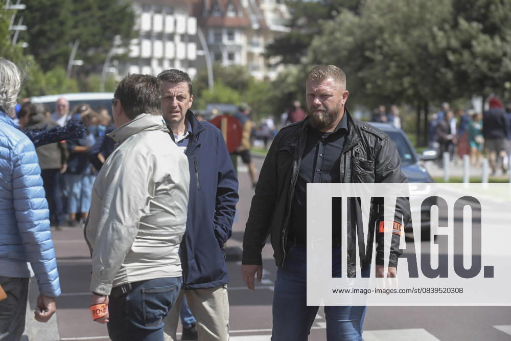 French President Emmanuel Macron accompanied by his wife voted for the second round of municipal elections PAS-de-CALAIS, FRANCE - JUNE 28: Security forces stand guard as French President Emmanuel Macron accompanied by his wife leave after voting for the second round of municipal elections today in Pas-de-Calais, France on June 28, 2020. France World. Editorial use only. Please get in touch for any other usage.