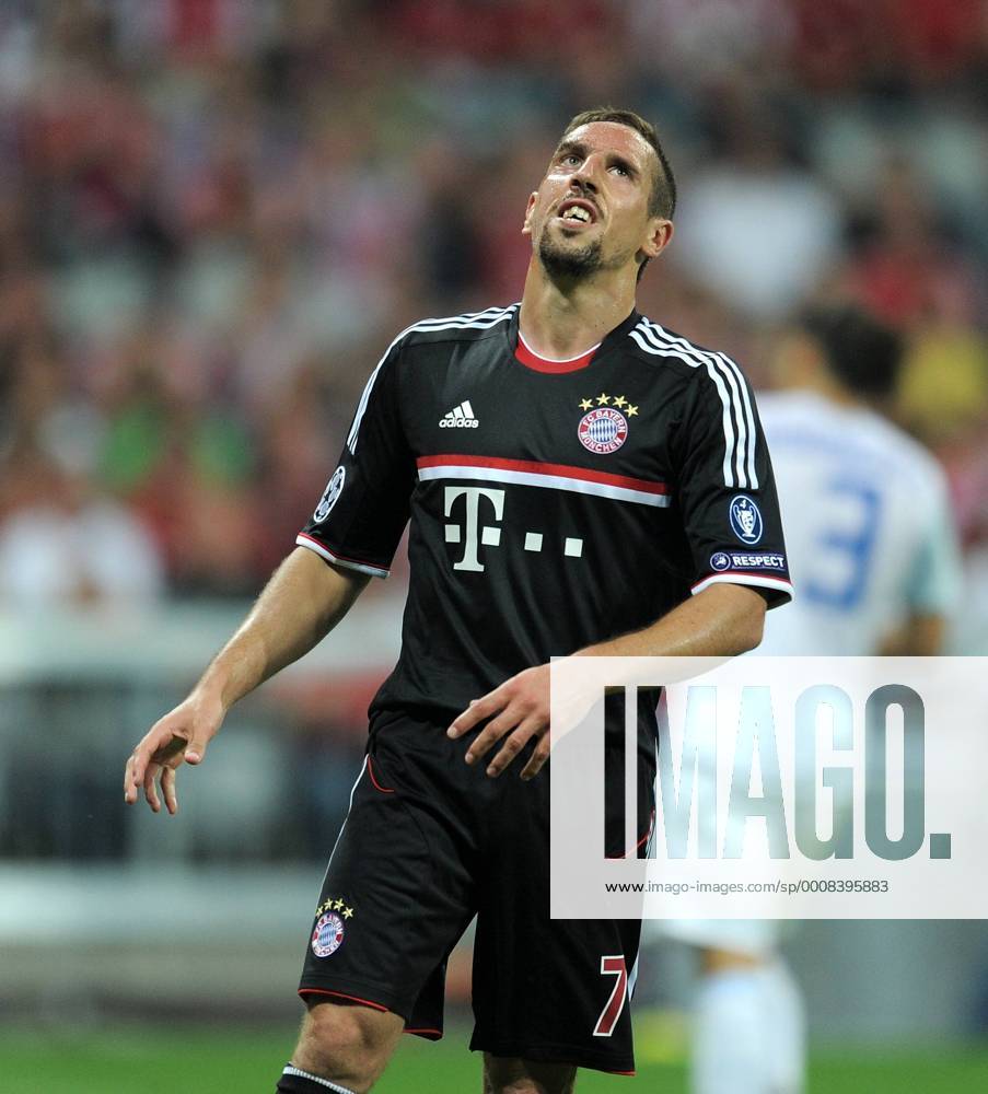 FUSSBALL CHAMPIONS LEAGUE SAISON 2011 2012 Qualifikation 17.08.2011 FC Bayern München - FC Zürich Franck Ribery (FC Bayern München)