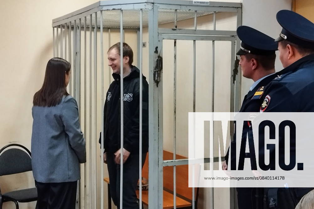 RUSSIA, VORONEZH - NOVEMBER 11, 2025: US citizen Robert Gilman attends a hearing as the Central District Court considers another criminal case against him assaulting a corrections officer Voronezh Russia - ZUMAt113 20251111_zaa_t113_341