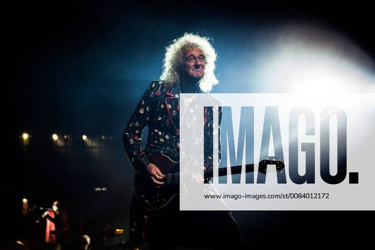 Milan, Milan, Italy - Brian May of Queen + Adam Lambert performing live Mediolanum Forum in Assago Milan Italy on June 25, 2018. Milan Italy - ZUMAn230 20180625_zaa_n230_741