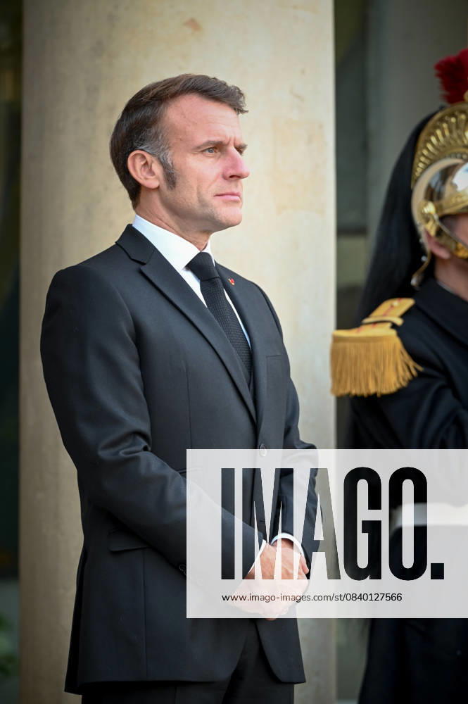 French president Emmanuel Macron welcomes Mahmoud Abbas at Elysee Palace 450581 2025 11 11