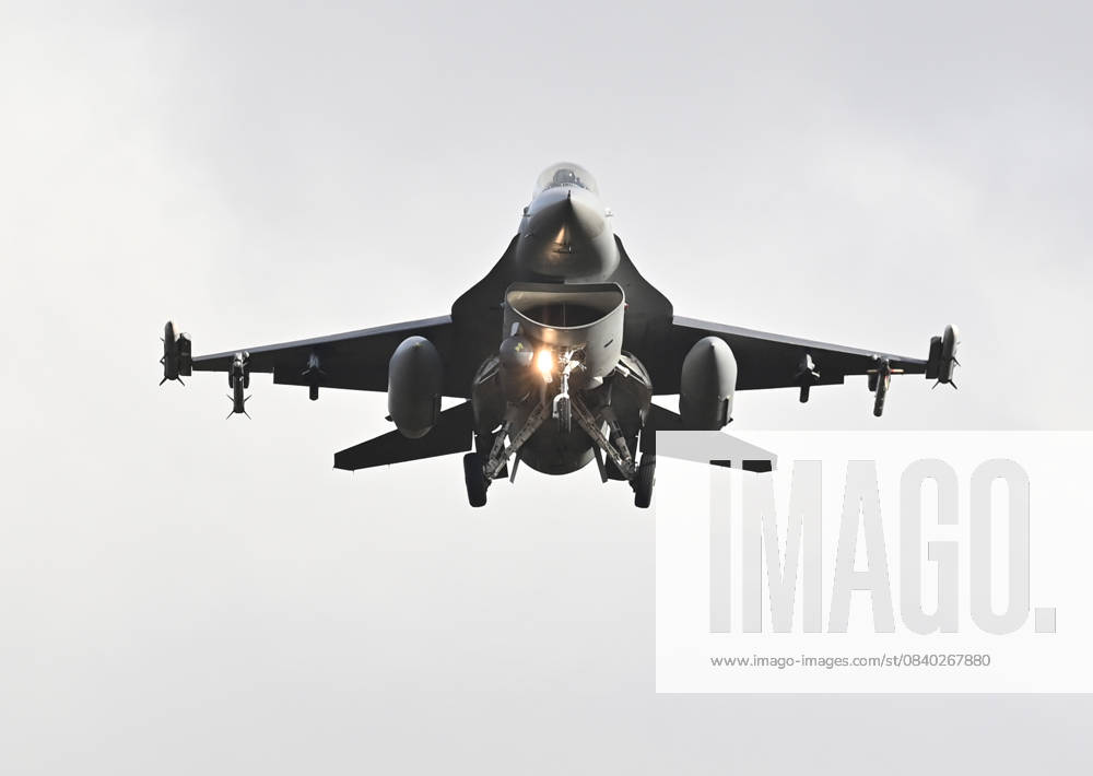 Politics, Air Force US Air Force, Lockheed Martin F 16 Fighting Falcon fighter aircraft Spangdahlem