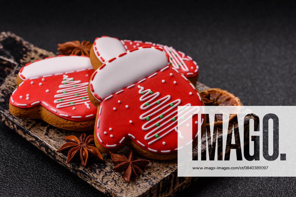 IMAGO Creative, Weihnachten, Food, Backen, Lebkuchen Lebkuchen, Weihnachtsgebäck oder Süßigkeiten für einen festlichen Familientisch. Weihnachtslebkuchen Lebkuchen, Weihnachtsgebäck oder Süßigkeiten für einen festlichen Familientisch. Weihnachtslebkuchen (License=RF)