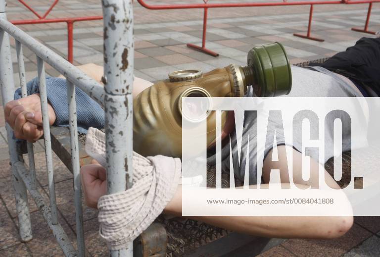 Kiev, Ukraine - An activist takes part in a performance as he protests against torture on the International Day in Support of Victims of Torture near the Ukrainian parliament in Kiev, Ukraine, 26 June, 2018 Kiev Ukraine - ZUMAn230 20180626_zaa_n230_507