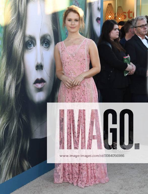 Premiere du film Sharp Objects . 26 June 2018 - Hollywood, California - Eliza Scanlen. HBO s Sharp Objects Los Angeles Premiere held at the Cinerama Dome. Photo Credit: Birdie Thompson AdMedia 227902 2018-06-26 CA Hollywood Etats-Unis