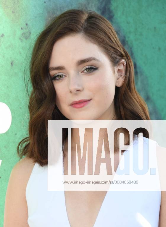 Premiere du film Sharp Objects . 26 June 2018 - Hollywood, California - Madison Davenport. HBO s Sharp Objects Los Angeles Premiere held at the Cinerama Dome. Photo Credit: Birdie Thompson AdMedia 227902 2018-06-26 CA Hollywood Etats-Unis