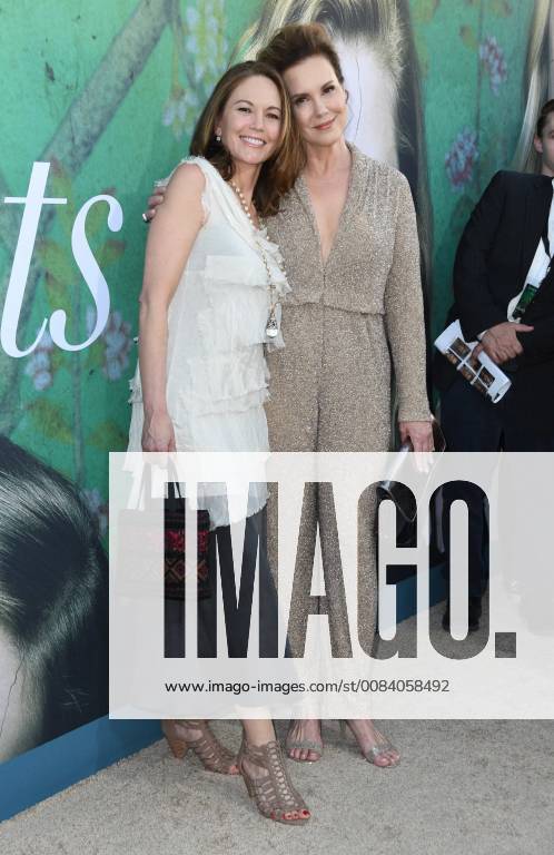 Premiere du film Sharp Objects . 26 June 2018 - Hollywood, California - Diane Lane, Elizabeth Perkins . HBO s Sharp Objects Los Angeles Premiere held at the Cinerama Dome. Photo Credit: Birdie Thompson AdMedia 227902 2018-06-26 CA Hollywood Etats-Unis