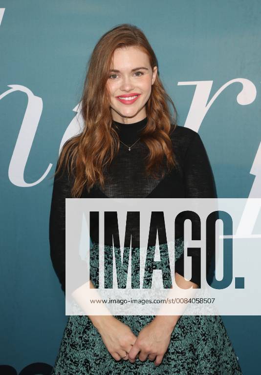 HOLLYWOOD, CA - JUNE 26: Holland Roden, arriving to the Premiere Of HBO s Sharp Objects at The Cinerama Dome in Hollywood, California on June 26, 2018.