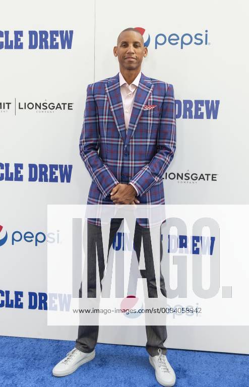 USA: Uncle Drew New York Premiere Reggie Miller attends the Uncle Drew New York Premiere at Alice Tully Hall Lincoln Center New York New York United States Alice Tully Hall Lincoln Center LevxRadin