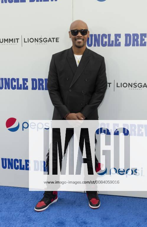 USA: Uncle Drew New York Premiere Lavar Walker attends the Uncle Drew New York Premiere at Alice Tully Hall Lincoln Center New York New York United States Alice Tully Hall Lincoln Center LevxRadin