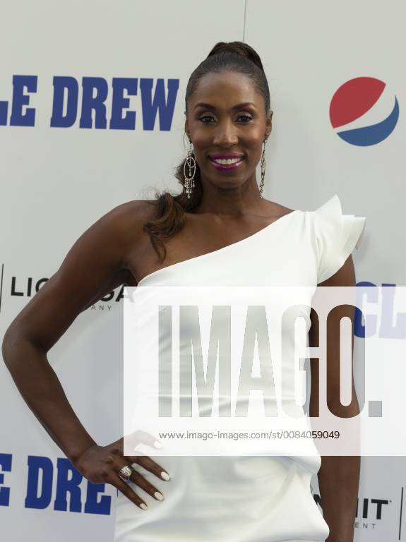 USA: Uncle Drew New York Premiere Lisa Leslie attends the Uncle Drew New York Premiere at Alice Tully Hall Lincoln Center New York New York United States Alice Tully Hall Lincoln Center LevxRadin