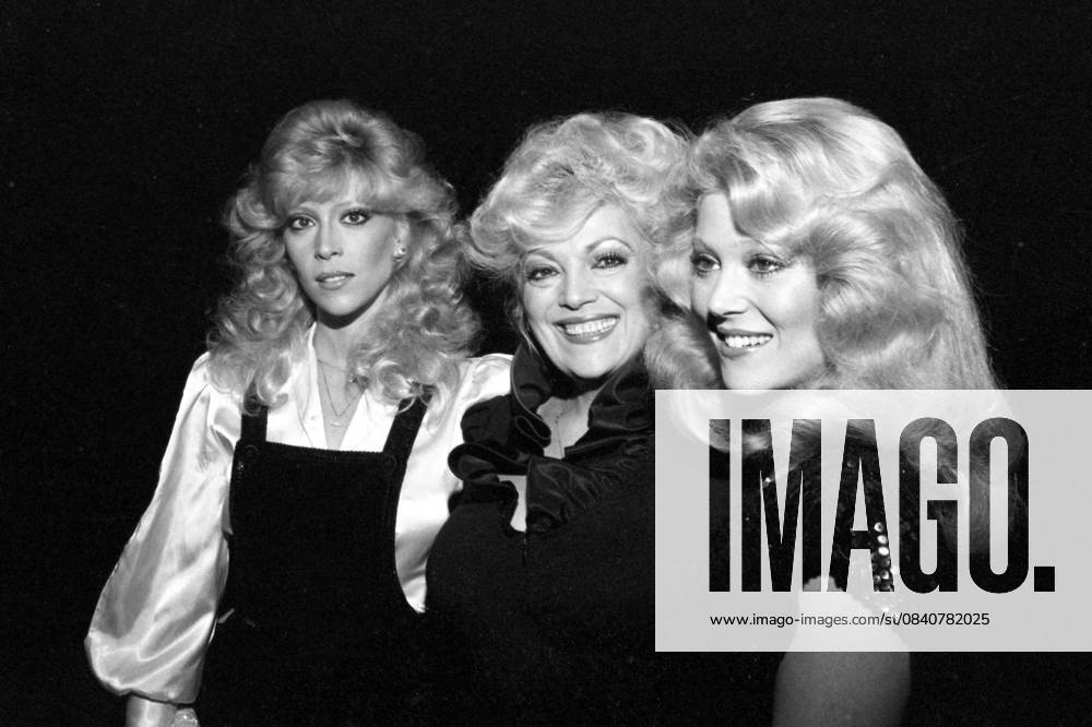 Audrey Landers with sister Judy Landers (Left) and mother Ruth Landers (Center) . Record Date Not Recorded.