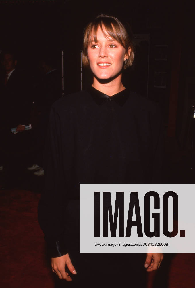 Mary Stuart Masterson . Record Date Not Recorded.
