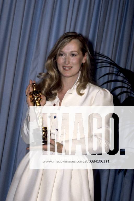 OSCARS: Beste Nebendarstellerin, Preisträgerinnen 1971-1980 Actress Meryl Streep with her Oscar for Best Supporting Actress in Kramer Vs. Kramer at the 52nd Annual Academy Awards in Los Angeles on April 14th 1980. © Nancy Barr Brandon MediaPunch