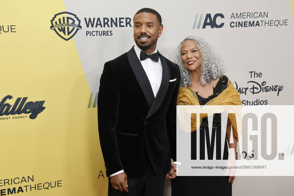 Michael B Jordan with mother Donna Jordan at the 39th American Cinematheque Awards 2025 at the Beverly Hilton Beverly Hills Hotel, 20 11 2025 Foto:xJ.xFuturexImagex cinematheque_5146