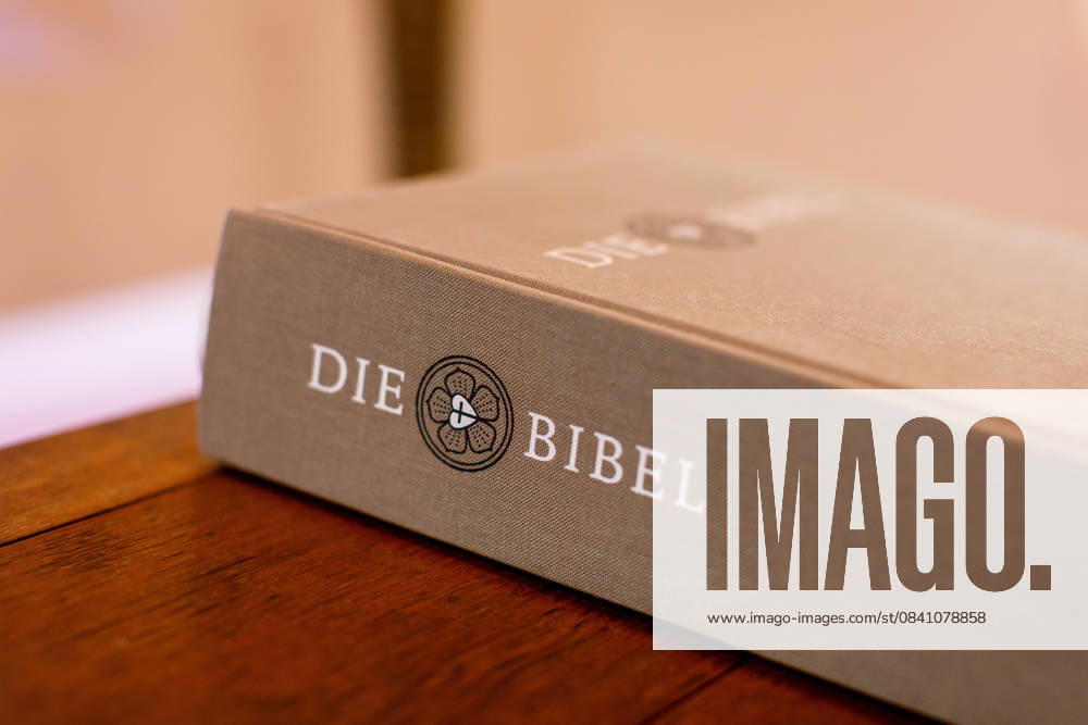 Symbol photo Bible DEU Germany Brandenburg illustration, 20 11 2025, A Bible Luther Bible lies on an altar table in a small village church in Brandenburg, symbol photo AF_Bibel_25038.jpeg