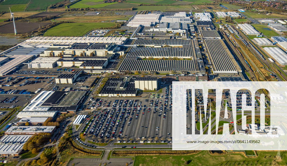 Aerial view, car logistics, Volkswagen factory premises and car parking lot, Larrelt, Emden, North Germany, East Frisia, Lower Saxony, Germany ATTENTIONxMINDESTHONORARx60xEURO