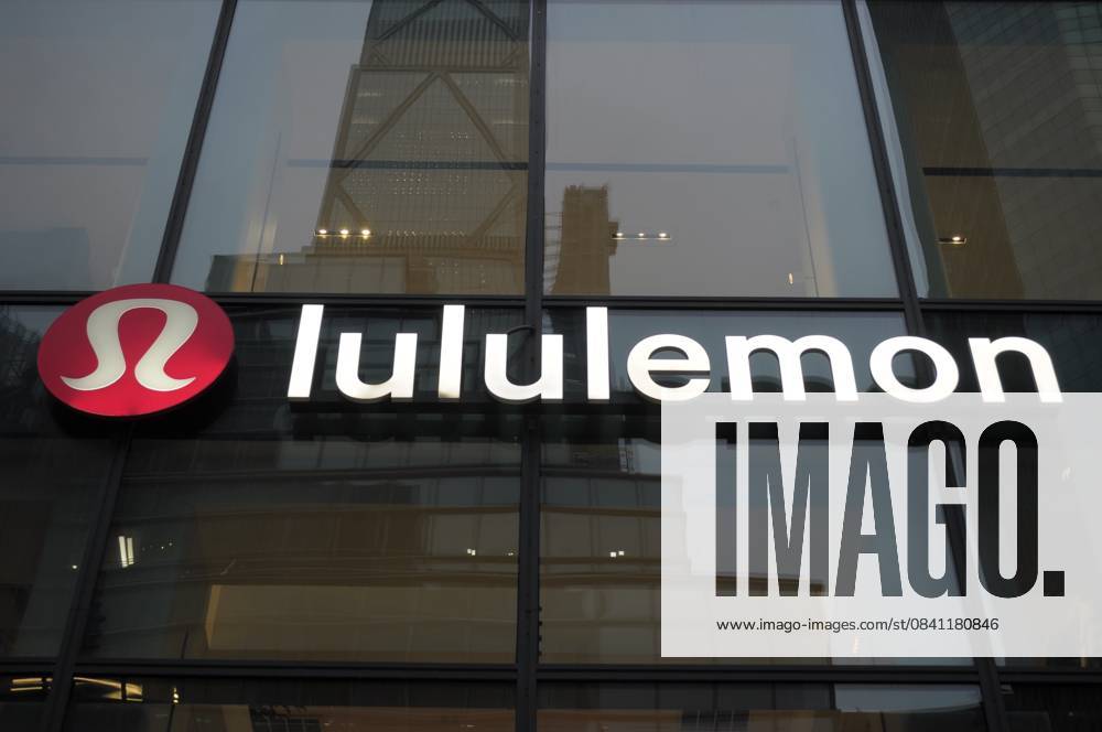 Daily Life in New York City, US - 21 Nov 2025 A Lululemon store is seen on Fifth Avenue in Manhattan, New York City. New York United States