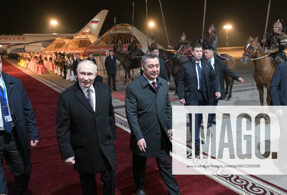 Kyrgyzstan Russia 9053978 25.11.2025 Russian President Vladimir Putin is welcomed by Kyrgyz President Sadyr Japarov upon arrival at Manas International Airport in Bishkek, Kyrgyzstan. Alexey Nikolskiy Sputnik Bishkek Kyrgyzstan