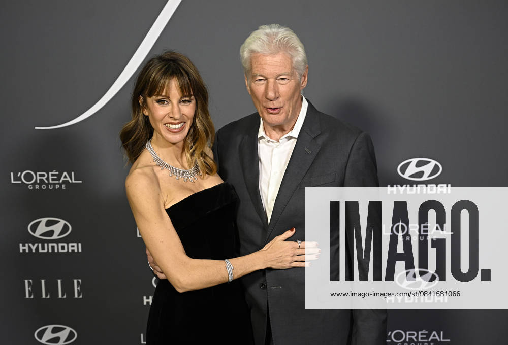 Elle celebrates the ELLE X FUTURE gala and presents the Elle Eco Award 2025 Alejandra Silva and Richard Gere during the ELLE X FUTURE gala held by Elle magazine at the Consulate of Italy, on November 26, 2025, in Madrid Spain ELLE x Future is a night to pay tribute to the future, to the planet and sustainability and to recognize the social and environmental work of many well-known faces committed to a better planet In addition, during the gala the ELLE Eco Award 2025 will be presented to honor one of the attendees for their commitment and social and environmental work 26 NOVEMBER 2025 Madrid Madrid Spain