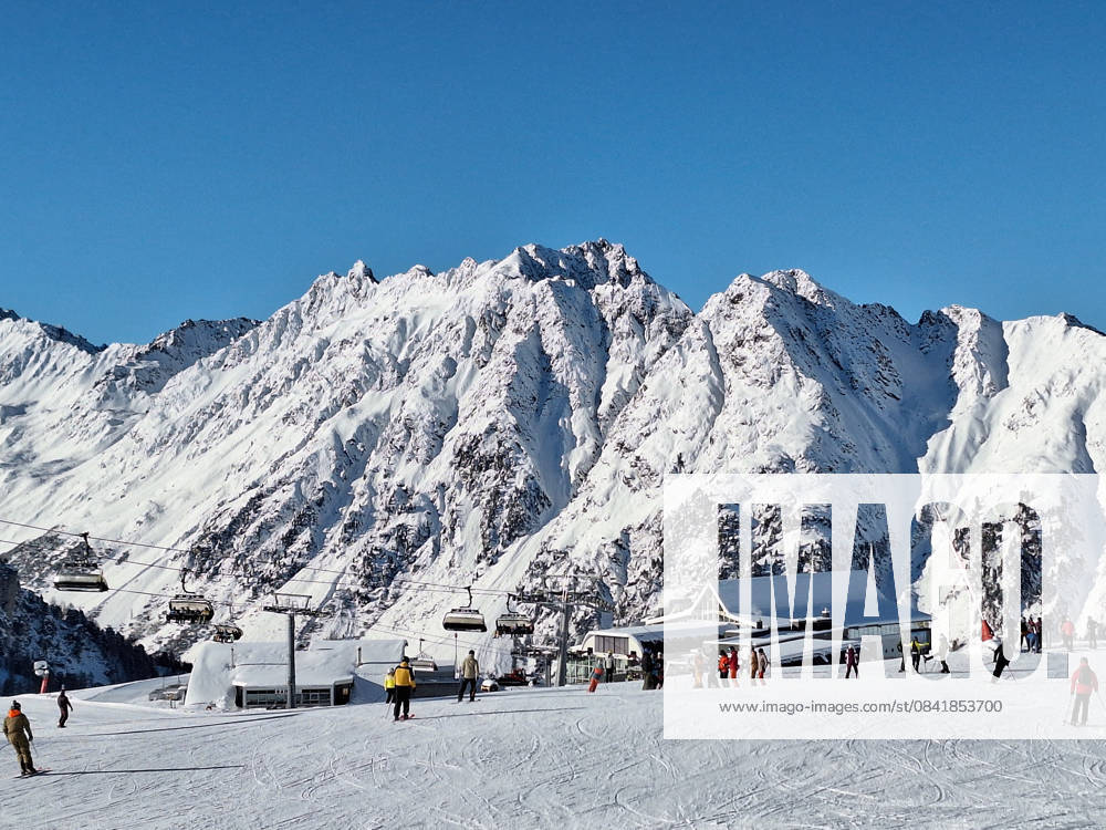 Ischgl, Samnaun theme picture ski resort Silvretta Arena Ischgl, Samnaun in the alpine region Paznaun, opening, season opening, season start 2025 2026 in Austria theme picture