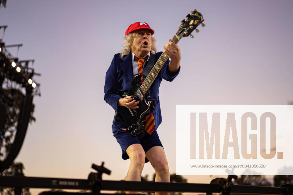 AC DC Lead guitarist ANGUS YOUNG on Sunday at the BP Ultimate Adelaide Grand Final. Adelaide Australia - ZUMAf186 20251130_zsp_f186_122