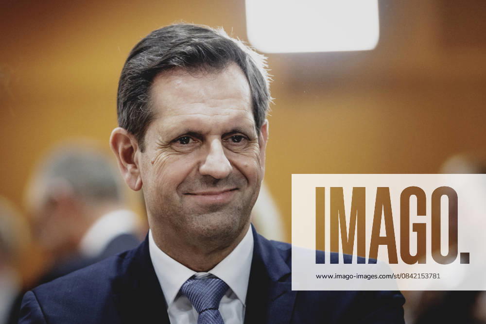 Olaf Lies, State Premier of Lower Saxony, recorded during the consultations between the Federal Chancellor and the heads of state governments at the Conference of State Premiers in Berlin, 04 12 2025 Berlin Germany