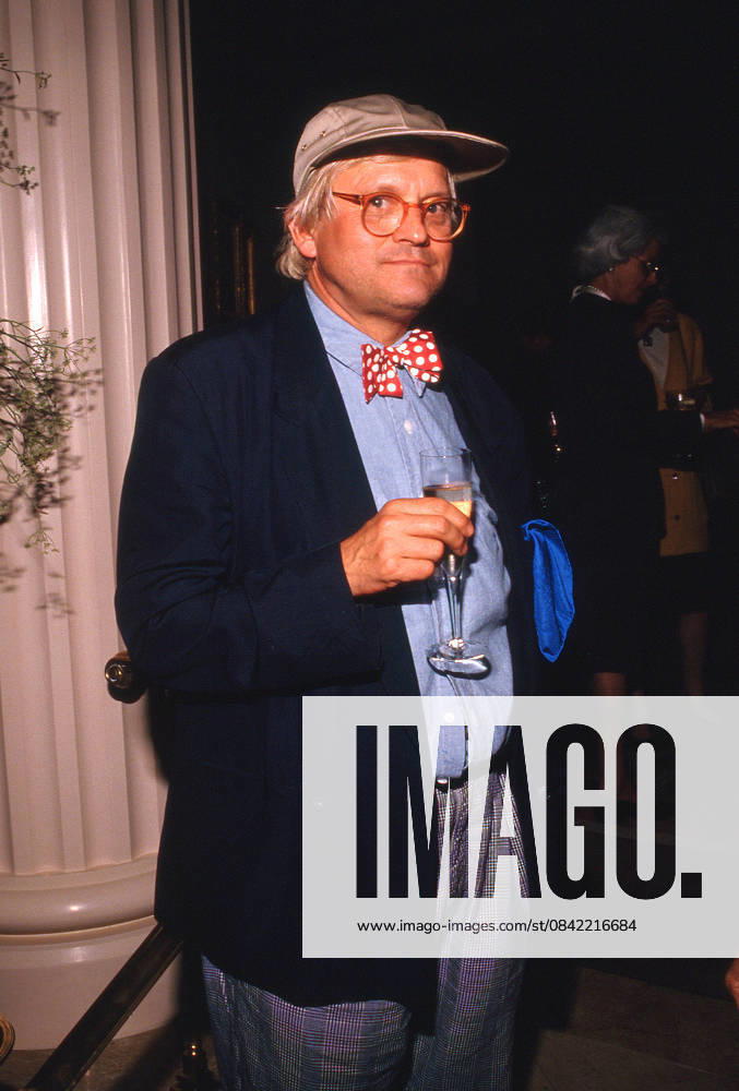 BEVERLY HILLS, CA - SEPTEMBER 25: Artist David Hockney attends Christie s Auction House Hosts a Cocktail Reception to Preview Its Art Auction of Billy Wilder s Art Collection on September 25, 1989 at the Beverly Hills Hotel in Beverly Hills, California.