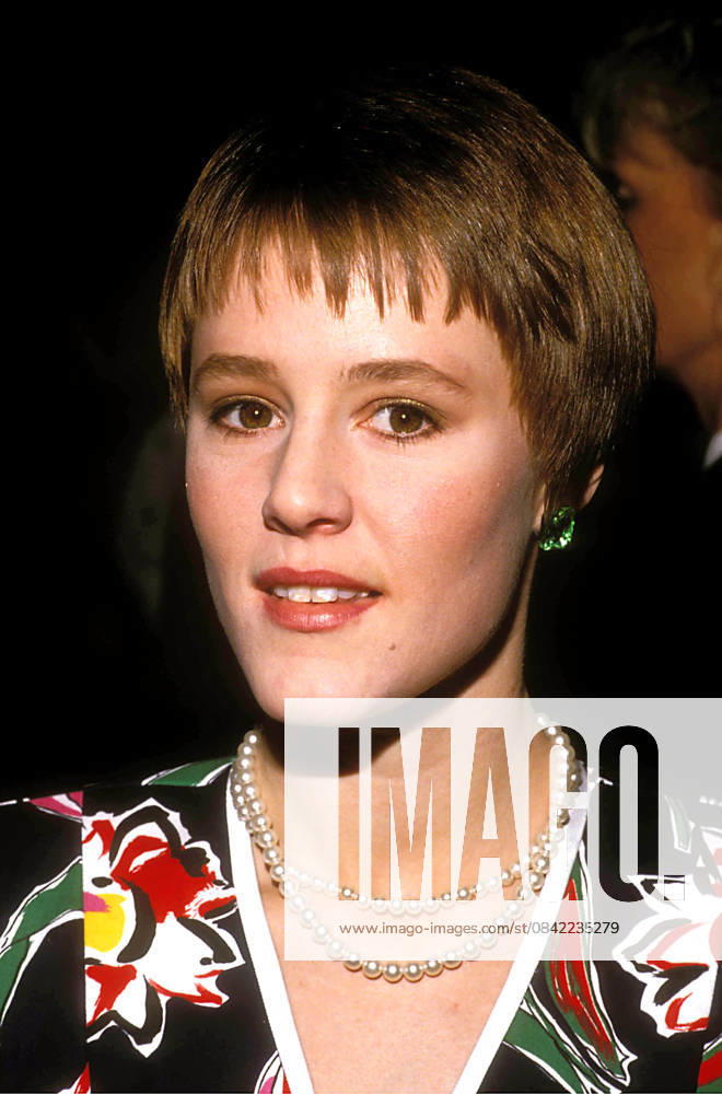 Mary Stuart Masterson 1989