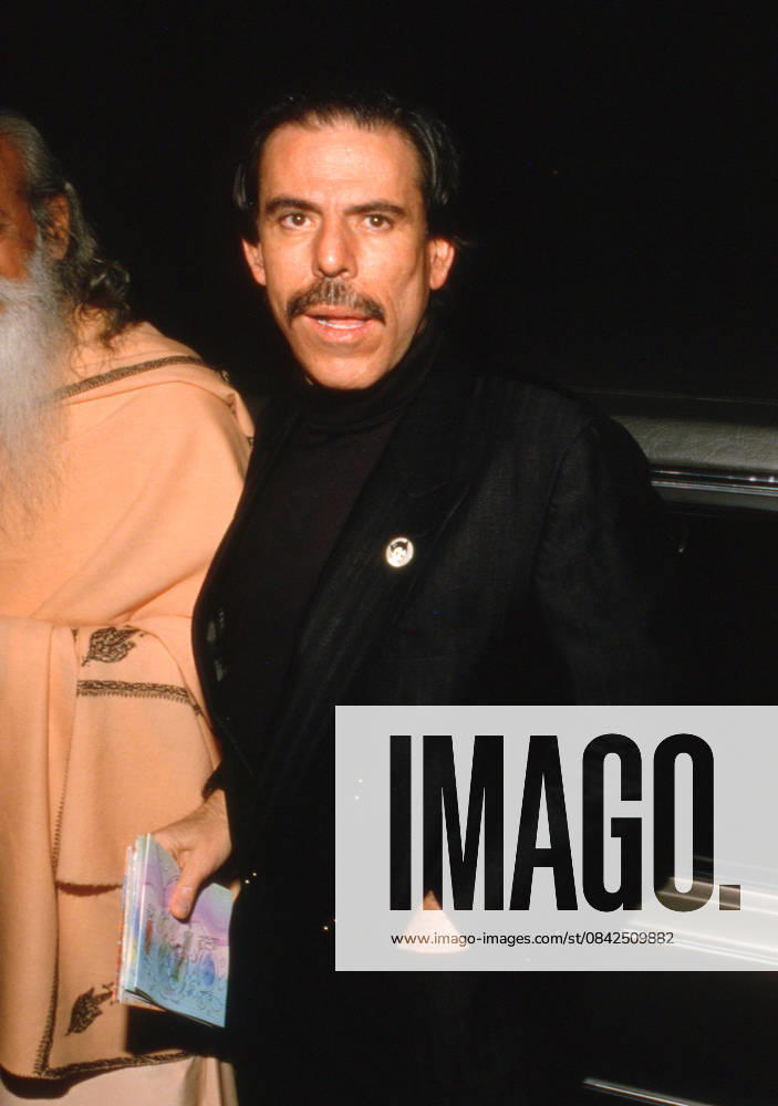Peter Max at the opening of an exhibit of Max s art at the Hanson Gallery, Beverly Hills, California