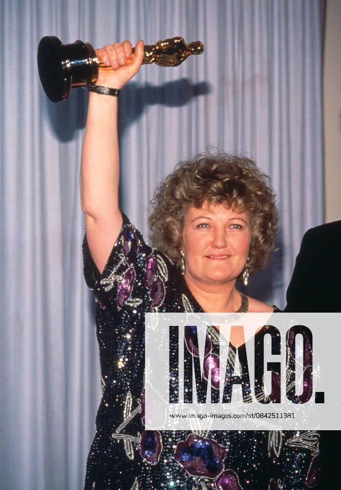 Brenda Fricker at the 62nd Academy Awards ceremony March 26, 1990 in Los Angeles, CA