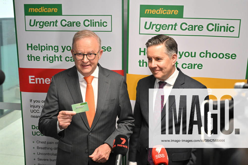 ANTHONY ALBANESE MEDICARE CLINIC VISIT, Prime Minister Anthony Albanese and Minister for Health Mark Butler visit the newly opened Marrickville Medicare Urgent Care Clinic in Sydney, Thursday, December 11, 2025. ( NO ARCHIVING SYDNEY NEW SOUTH WALES AUSTRALIA