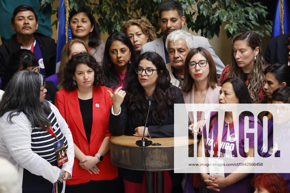 The Minister of Womens Affairs, Antonia Orellana, and the Minister of Social Development and Family, Javiera Toro, hold a press conference after the vote in the Chamber of Deputies 10 12 25Sebastian Cisternas Aton Chile, Valparaiso Chile Aton 1110882