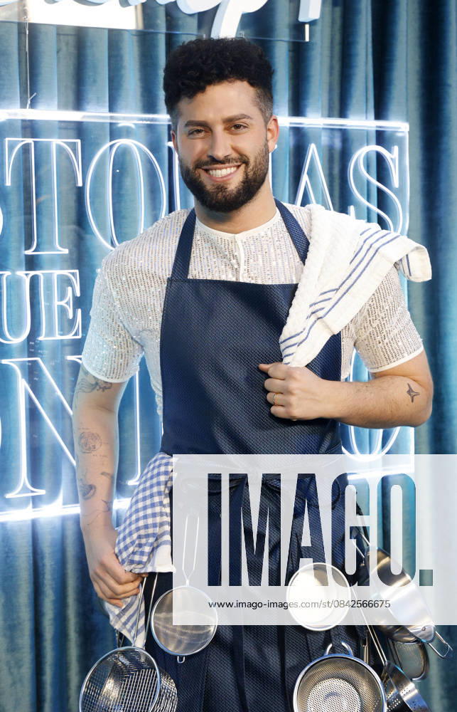 Disney Christmas Gala Javi Hoyos during the Disney Christmas Gala at the Rooftop Lírico Teatro Calderón, on December 10, 2025, in Madrid Spain Many of the attendees wear looks created by costume designer Matías Zanotti inspired by characters from the Disney catalog Its a night of style, fashion and fantasy inspired by the entire Disney universe under the claim Stories that live with you FIESTA CHRISTMAS Manuel Pinilla Cruces 10 12 2025 Madrid Madrid Madrid Espana