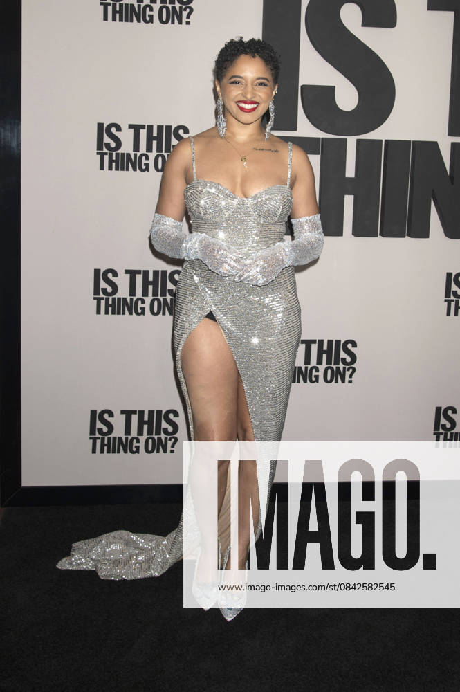 Nicque Marina at the special screening of the movie Is This Thing On at the DGA Theater New York, 10 12 2025 Foto:xB.xFuturexImagex thing_5224