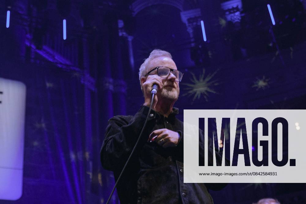 Matt Berninger performing live at Streets Of London s Starry Night at Royal Albert Hall in London, United Kingdom, on 10 December 2025 Matt Berninger performing live at Streets Of London s Starry Night at Royal Albert Hall in London, United Kingdom, on 10 December 2025, Credit:SarahTsang Avalon