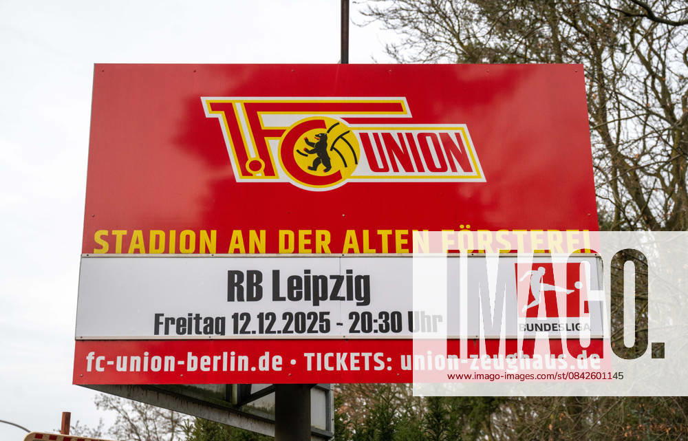 Soccer, Men, Season 2025 2026, 1 Bundesliga, 1 FC Union Berlin, Scoreboard with the match 1 FC Union RB Leipzig on 12 12 2025 in front of the office, 11 12 2025,
