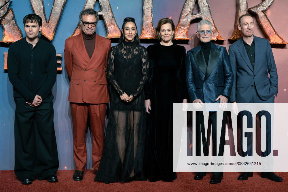 Avatar: Fire And Ash UK Premiere - Arrivals (L-R) Jamie Flatters, Jermaine Clement, Oona Chaplin, Sigourney Weaver, Stephen Lang and David Thewlis attend the Avatar: Fire And Ash UK Premiere at BFI IMAX Waterloo, Credit:Lounis Tiar Avalon United Kingdom, London, BFI Imax Waterloo